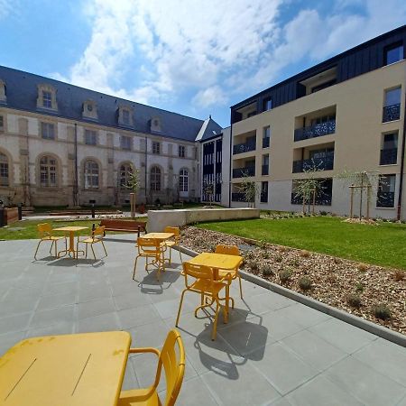 Domitys La Clef Des Arts Aparthotel Châlons-en-Champagne Exteriör bild