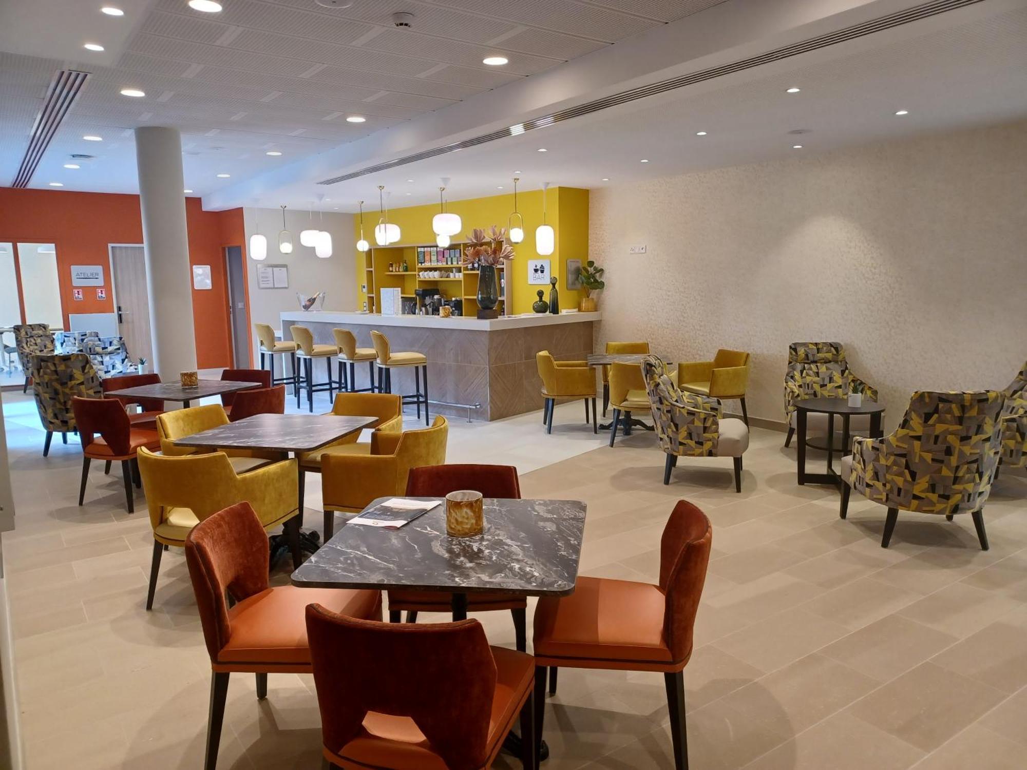 Domitys La Clef Des Arts Aparthotel Châlons-en-Champagne Exteriör bild