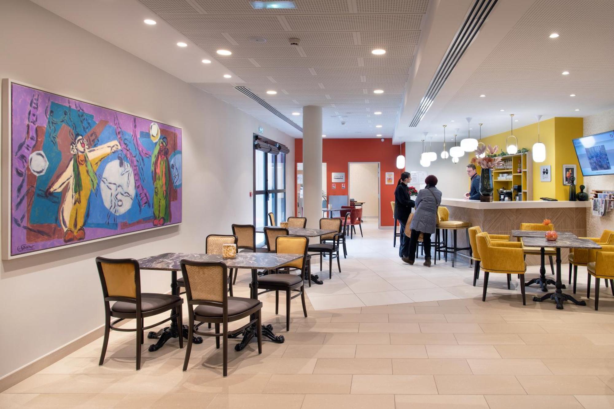 Domitys La Clef Des Arts Aparthotel Châlons-en-Champagne Exteriör bild